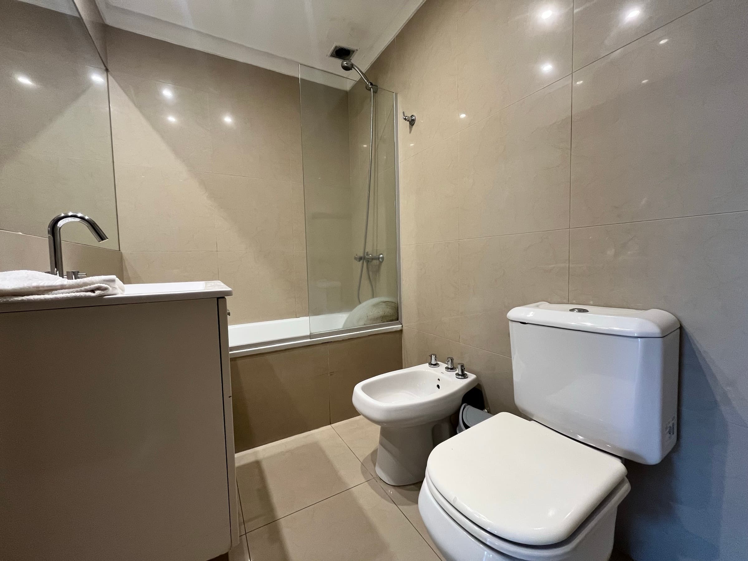 Baño con bañera